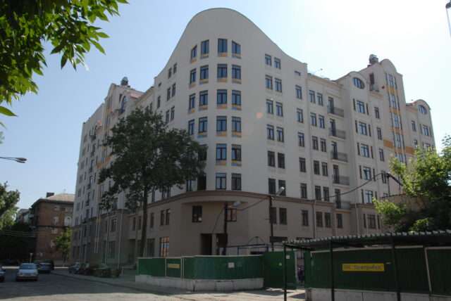 вул. Щекавицька в Києв | ІБК Центробуд